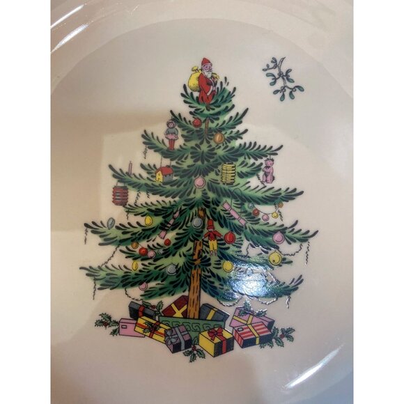Spode Christmas Tree 9" Red Rimmed, Pierced Luncheon Plate - Picture 2 of 6